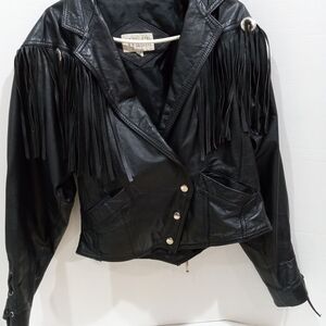 Elegant Black Leather Fringe Jacket